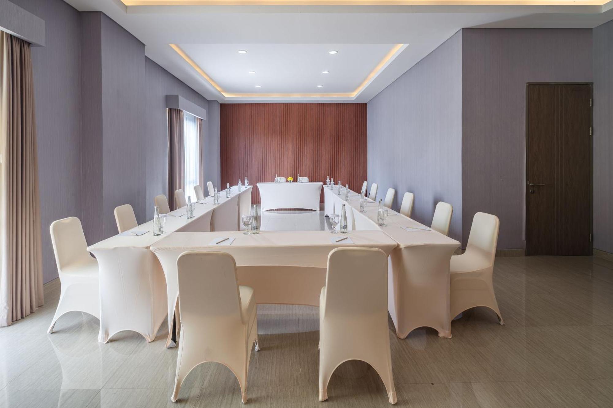 Hotel Santika Blitar Ngoại thất bức ảnh
