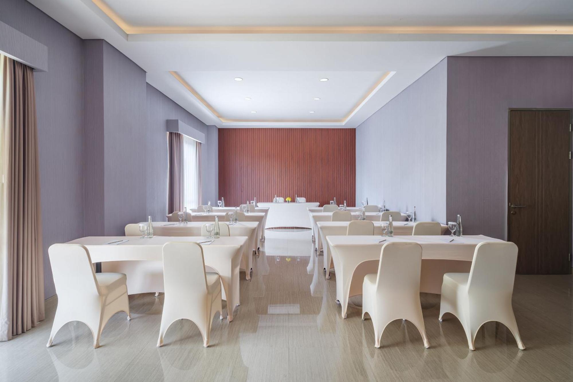 Hotel Santika Blitar Ngoại thất bức ảnh
