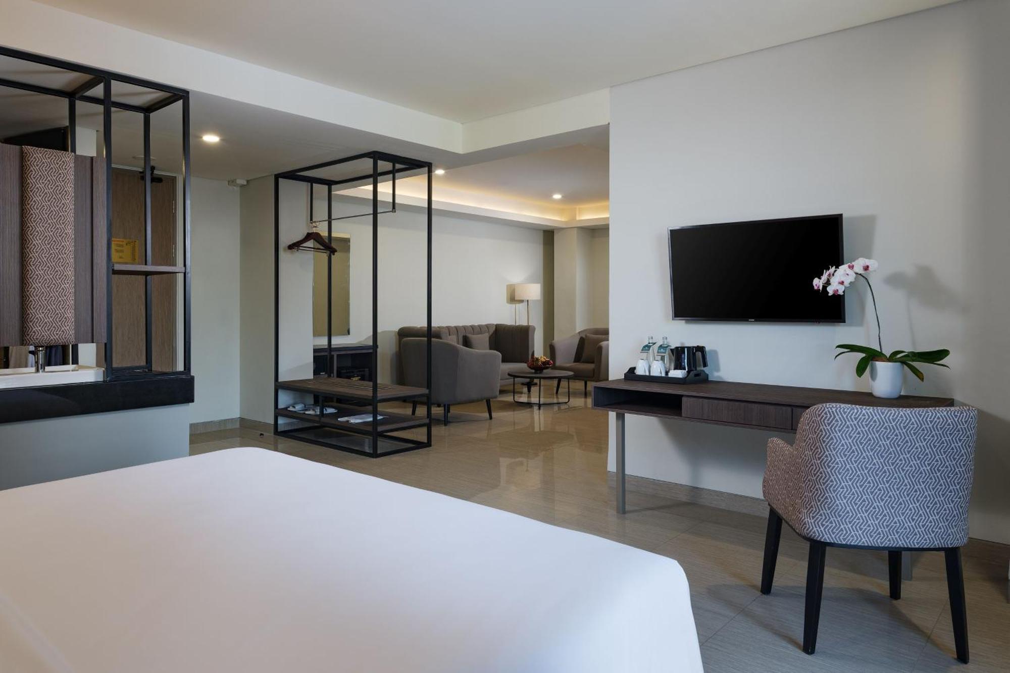 Hotel Santika Blitar Ngoại thất bức ảnh