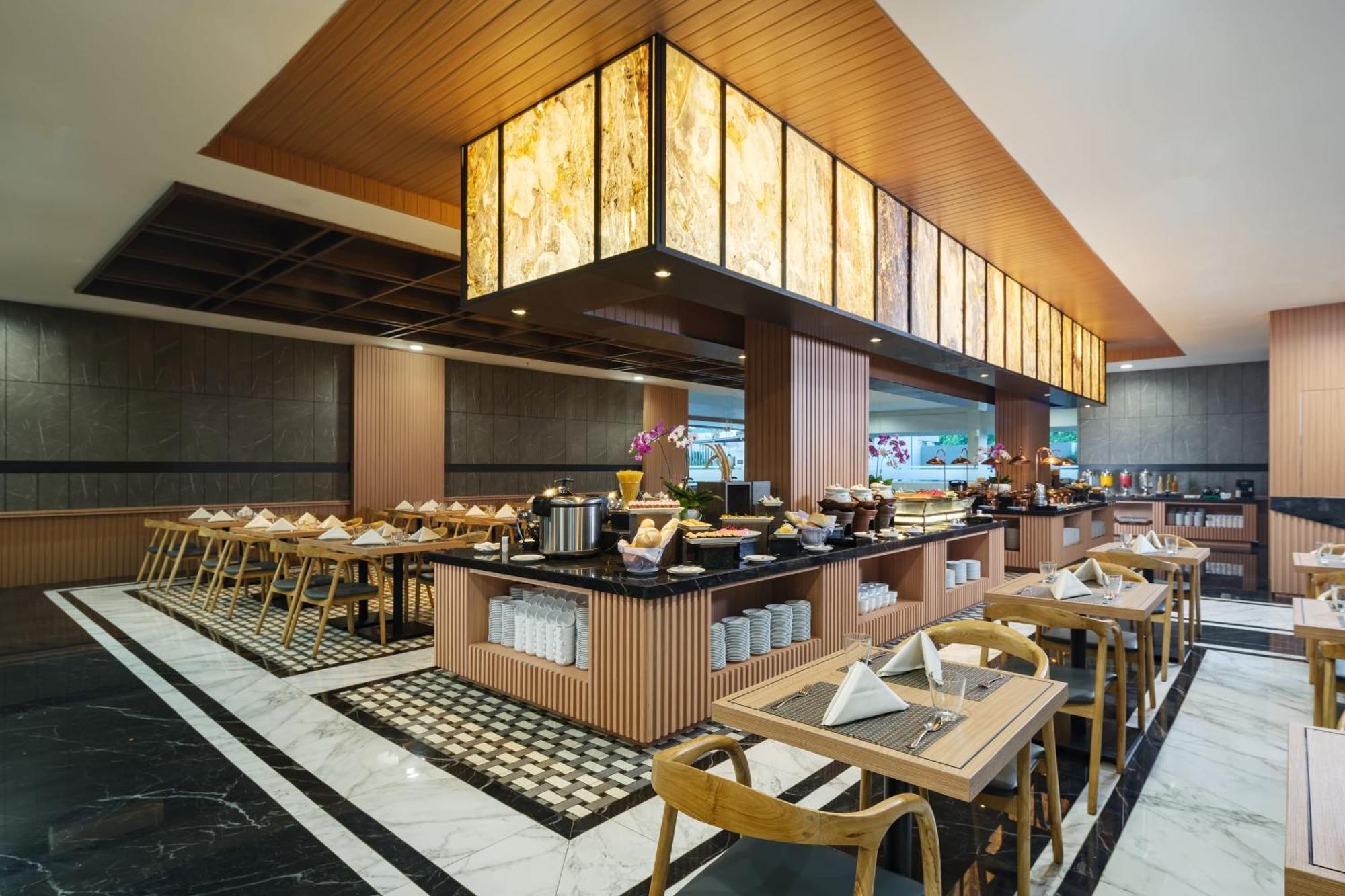 Hotel Santika Blitar Ngoại thất bức ảnh