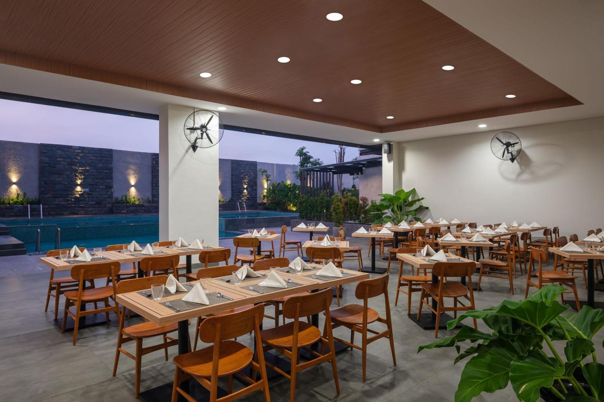 Hotel Santika Blitar Ngoại thất bức ảnh